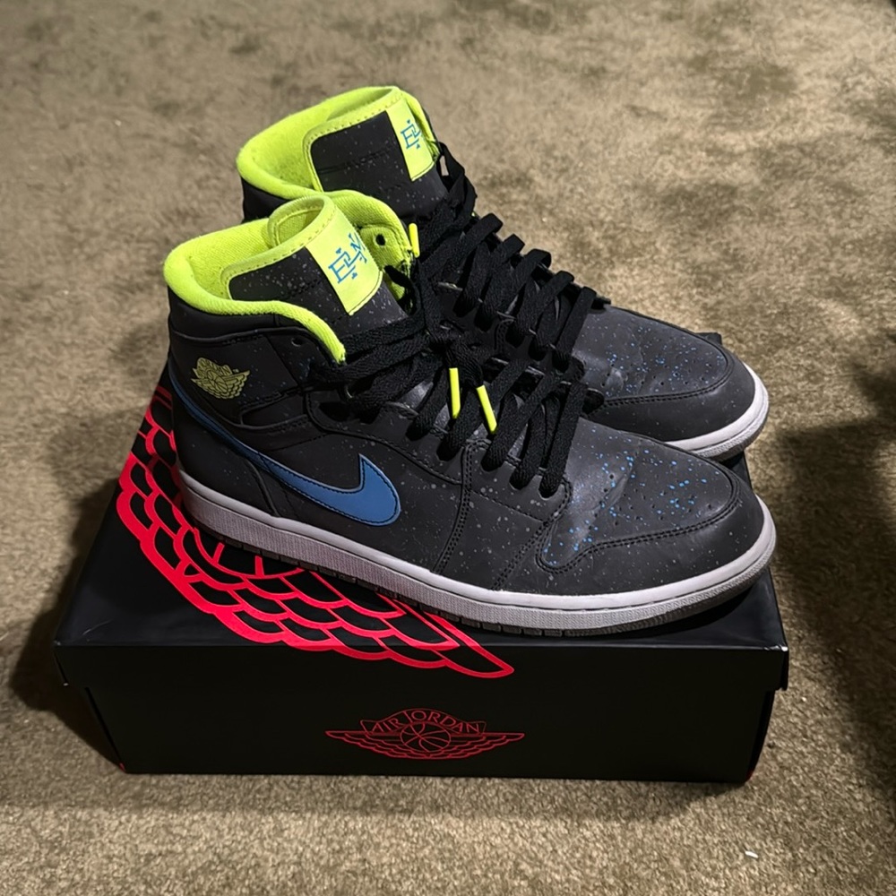 Air Jordan 1 Mid BHM